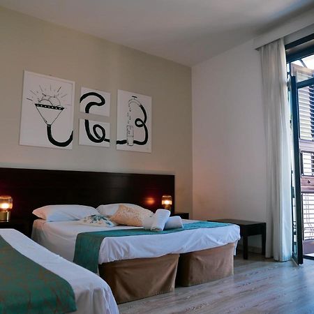 My Friend Antonia Bed & Breakfast Barcellona-Pozzo di Gotto Ngoại thất bức ảnh
